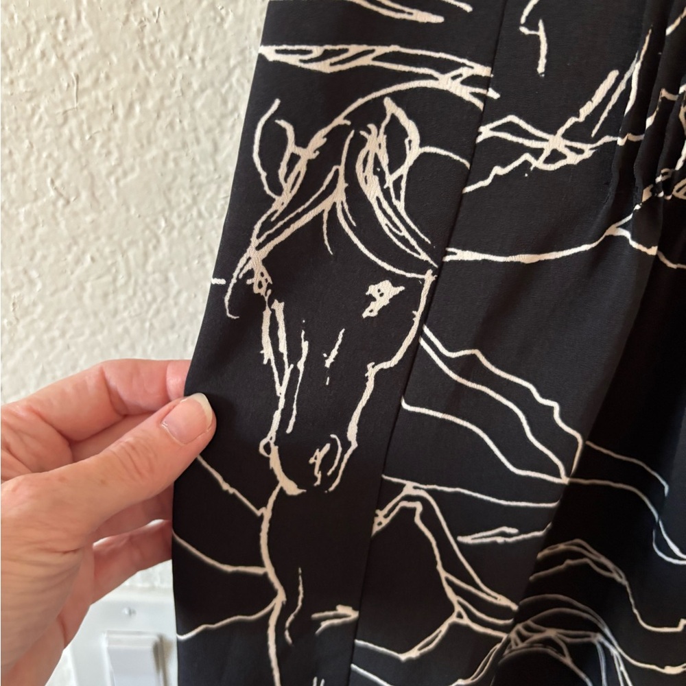 Black and White Abstract Horse Print Topshop Skirt - Picture 5 of 8